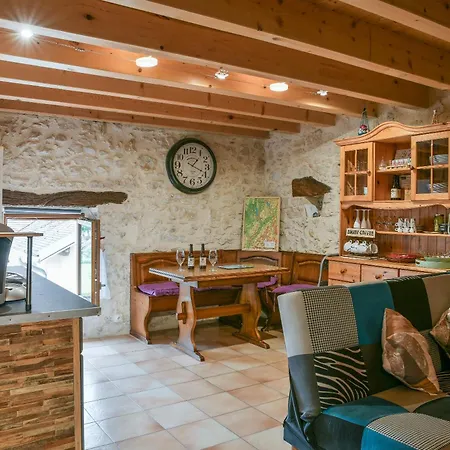 Le Portougais, A Chanaz